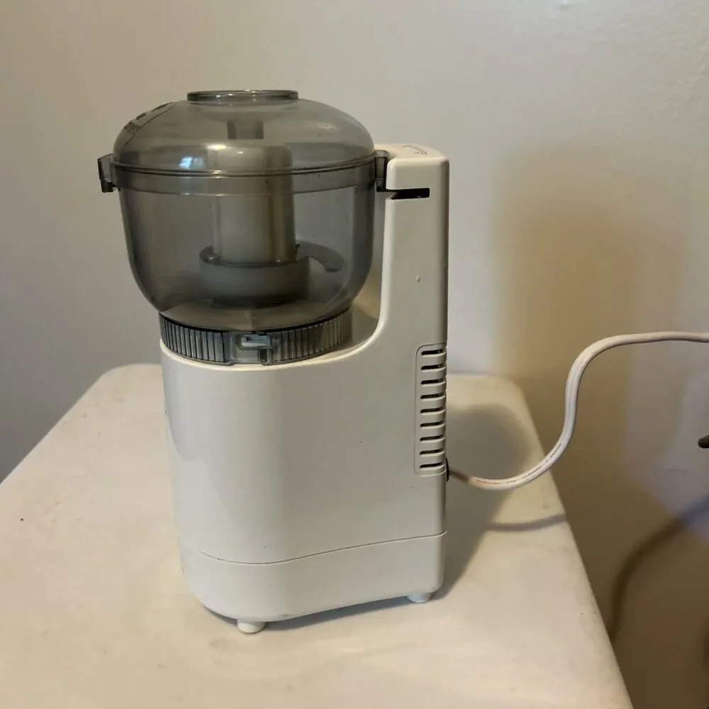 Vintage Sunbeam Oscar Oskar Jr. Chopper Plus Food Processor 14131